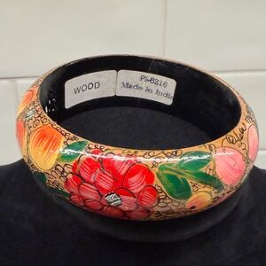 Vintage Hand Painted Lacquered Wood Floral Flower Black Pink  Bangle Bracelet